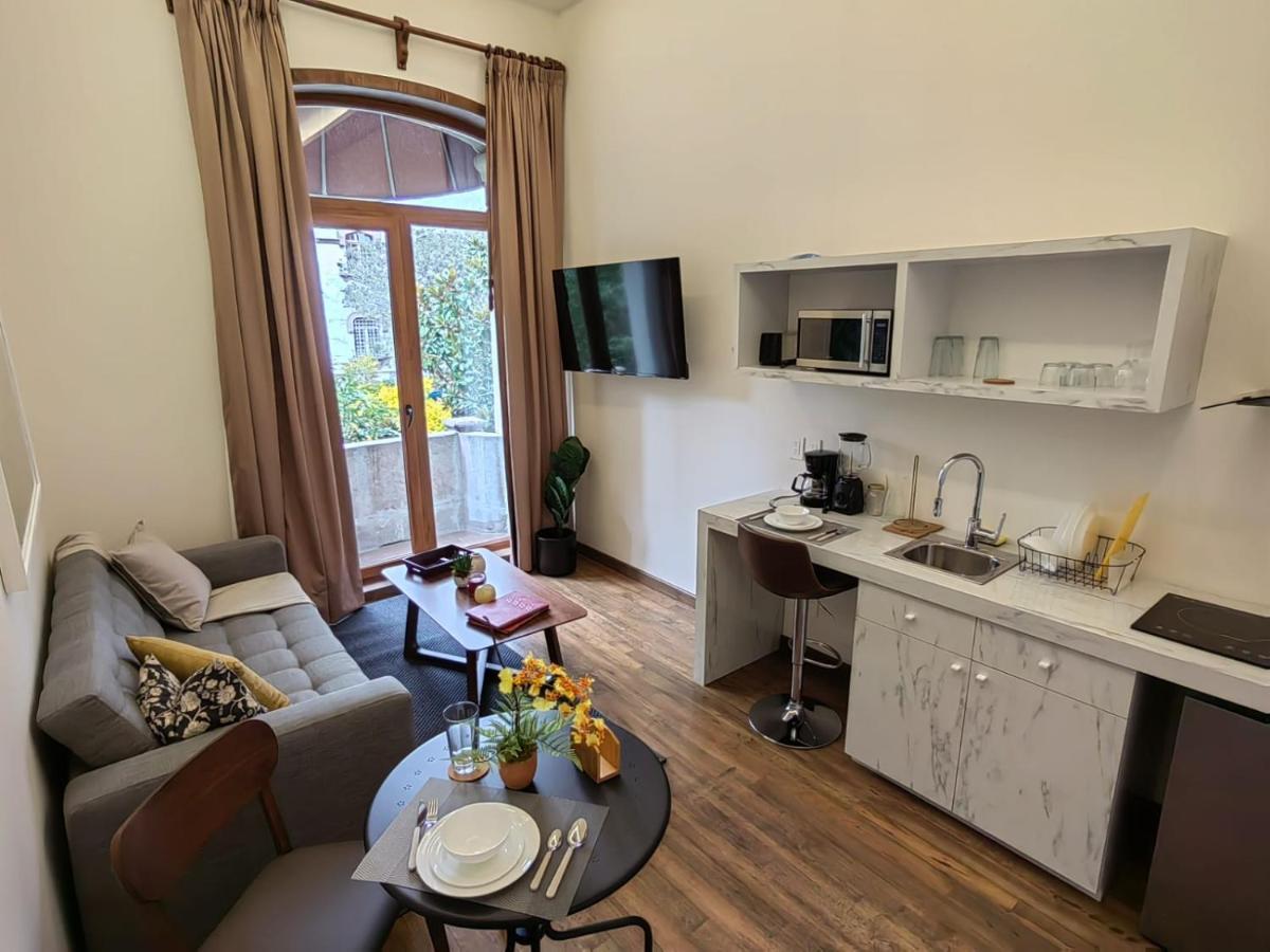 Casa Niza Suites Мехико Экстерьер фото